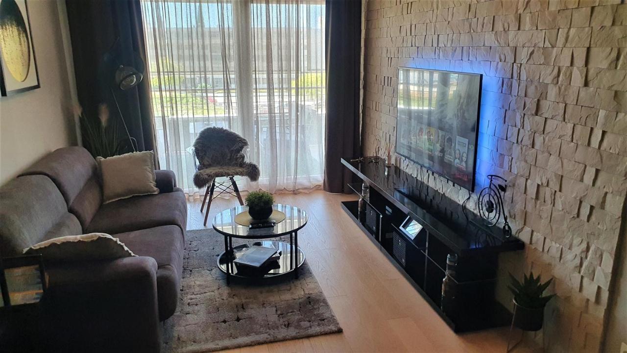 Luxury Apartment 4Seasons With Garage سبليت المظهر الخارجي الصورة